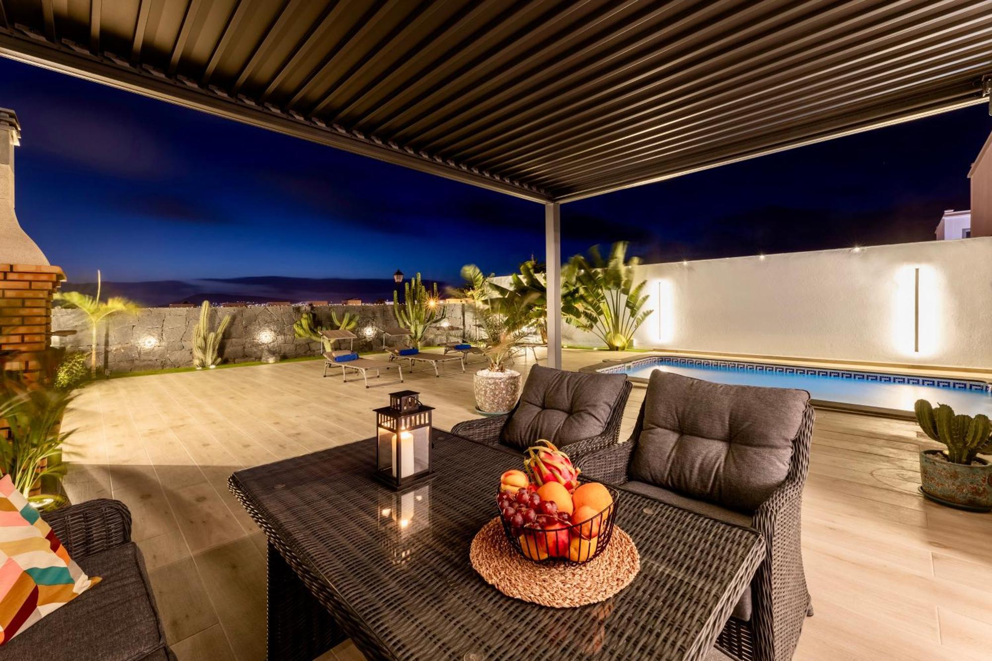 Villa Playa Blanca - Heated Pool, Aircon Exterior foto