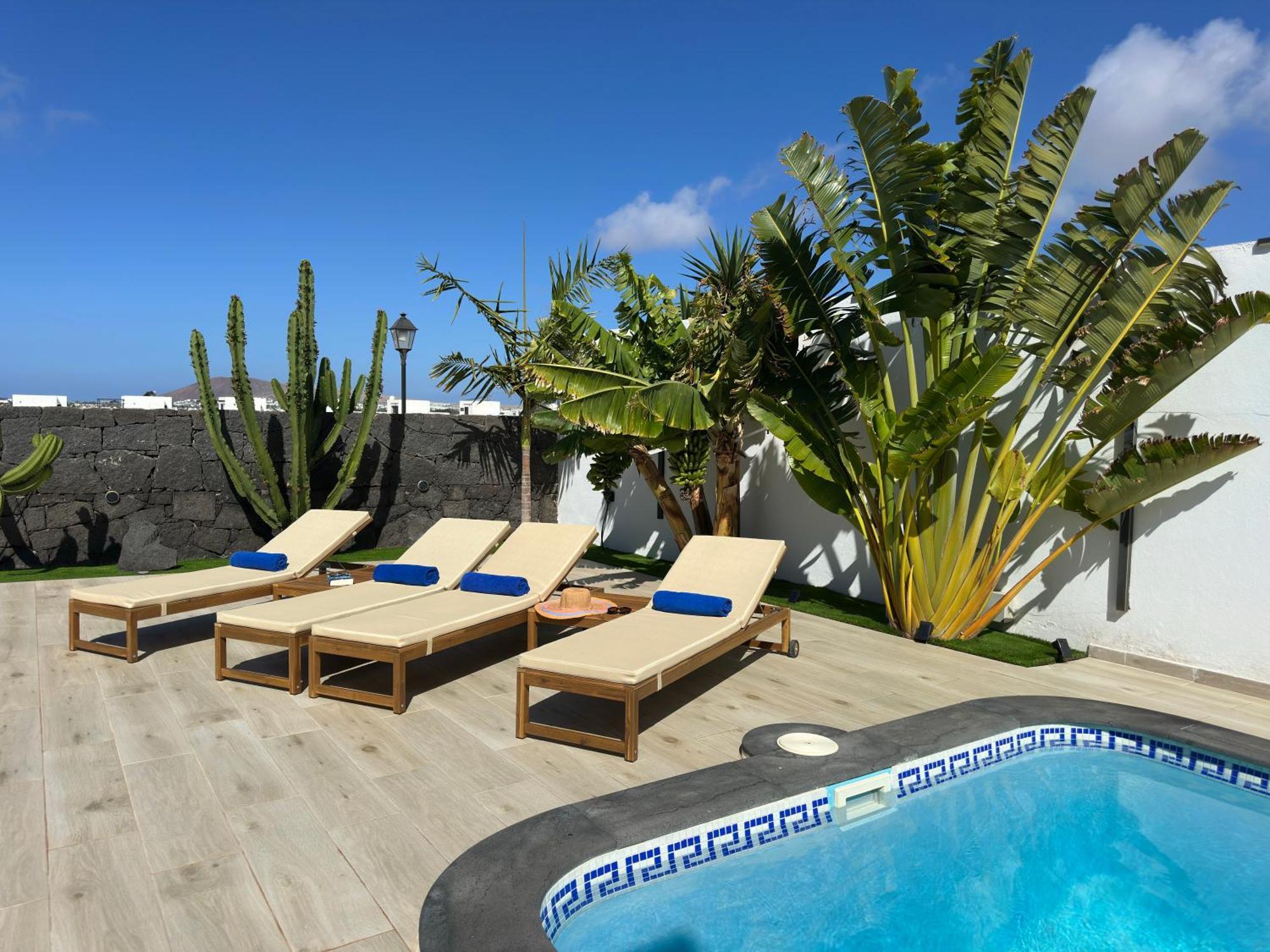 Villa Playa Blanca - Heated Pool, Aircon Exterior foto
